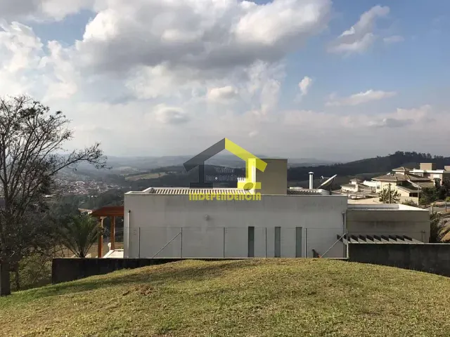 Terreno com 450m², à venda, no bairro Residencial Fazenda Serrinha em Itatiba