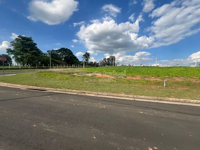 Terreno com 313m², à venda, no bairro Colinas do Castelo em Jaguariúna
