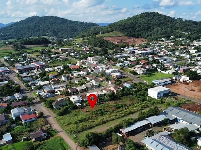 Terreno com 288m², à venda, no bairro Canabarro em Teutônia
