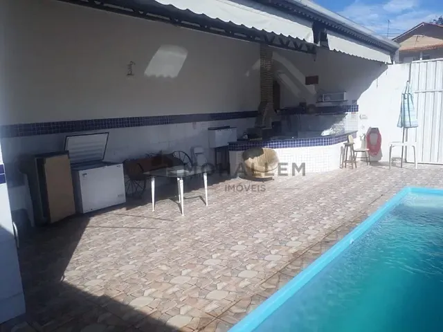 Terreno com 240m², à venda, no bairro Centro em Piranguinho