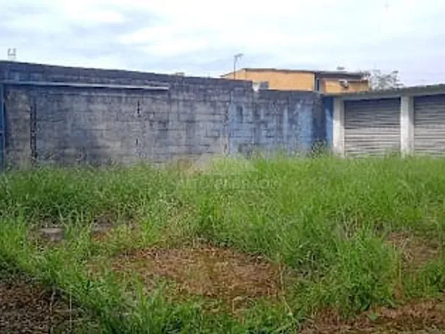Terreno com 658m², à venda, no bairro Vila Albano em Rio Grande da Serra