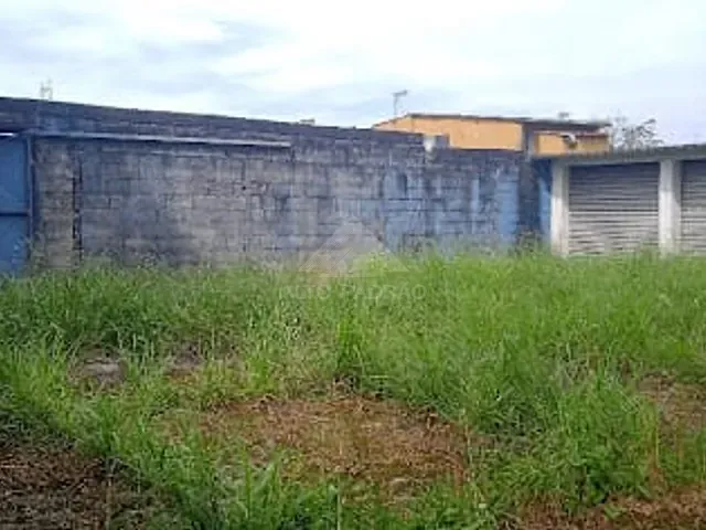 Terreno com 658m², à venda, no bairro Vila Albano em Rio Grande da Serra