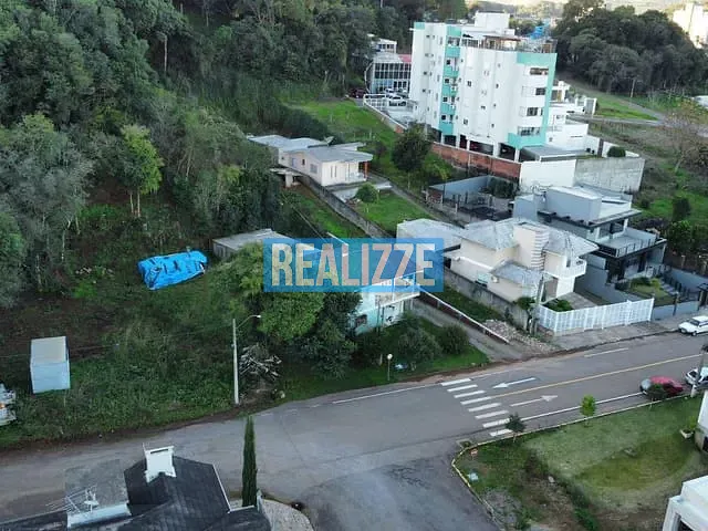 Terreno com 916m², à venda, no bairro Bosque em Marau