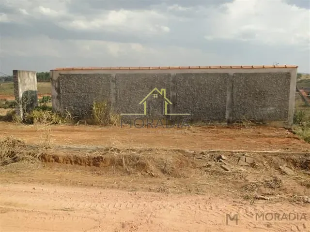 Terreno com 997m², à venda, no bairro Cala A Boca em Guaxupé