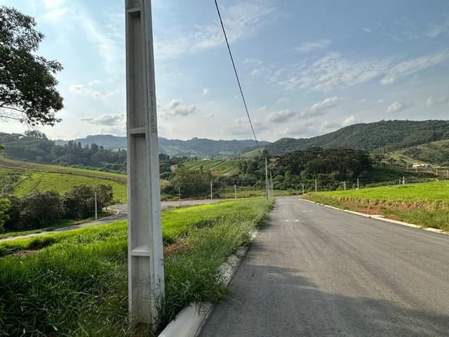 Terreno com 215m², à venda, no bairro Mirante Do Matão em Extrema