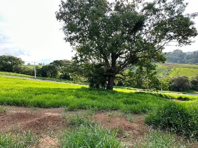 Terreno com 215m², à venda, no bairro Mirante Do Matão em Extrema