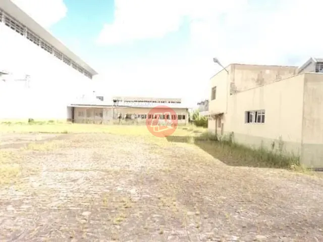 Terreno com 8000m², à venda ou para alugar, no bairro São João em Porto Alegre