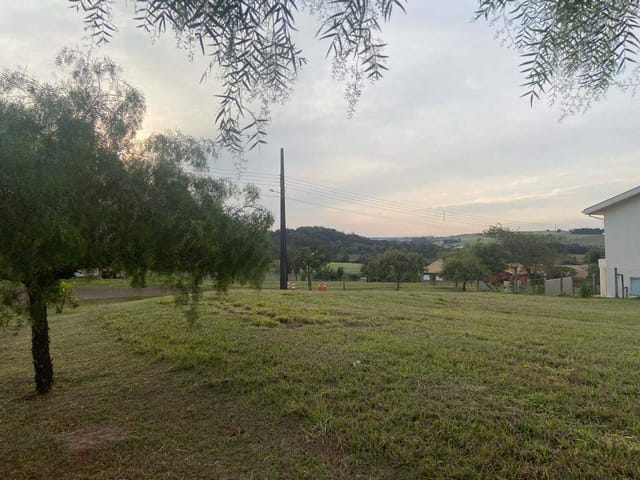 Foto do Terreno - Terreno à venda com 810m² - Estância Santa Paula, Londrina/ PR | Premier Imóveis