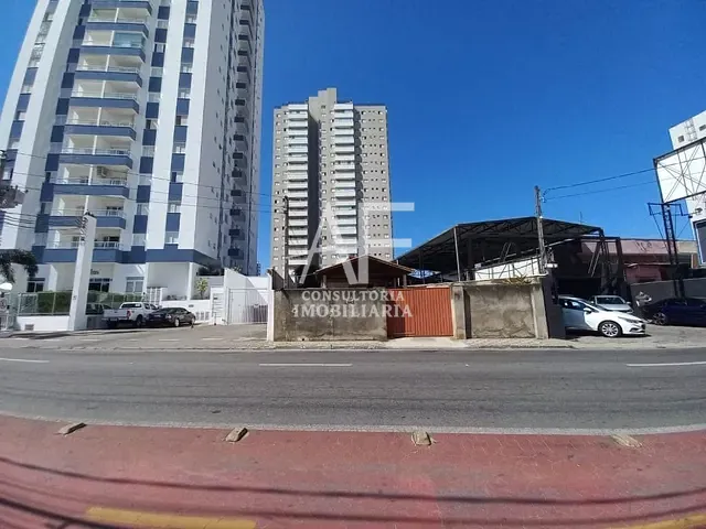 Terreno com 729m², à venda, no bairro Jardim das Nações em Taubaté