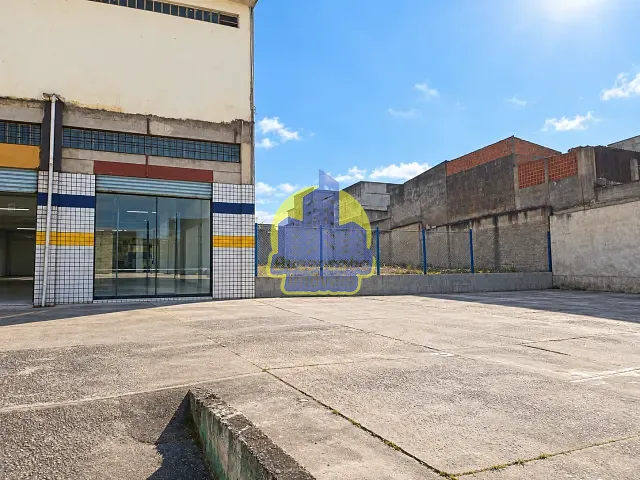 Terreno com 5000m², à venda, no bairro Santo Antônio em Osasco