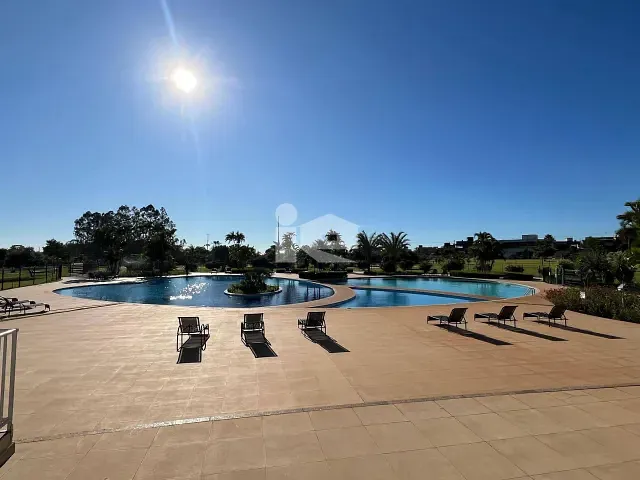 Terreno com 752m², à venda, no bairro Jardim Aeroporto em Arapongas