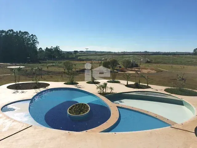 Terreno com 752m², à venda, no bairro Jardim Aeroporto em Arapongas