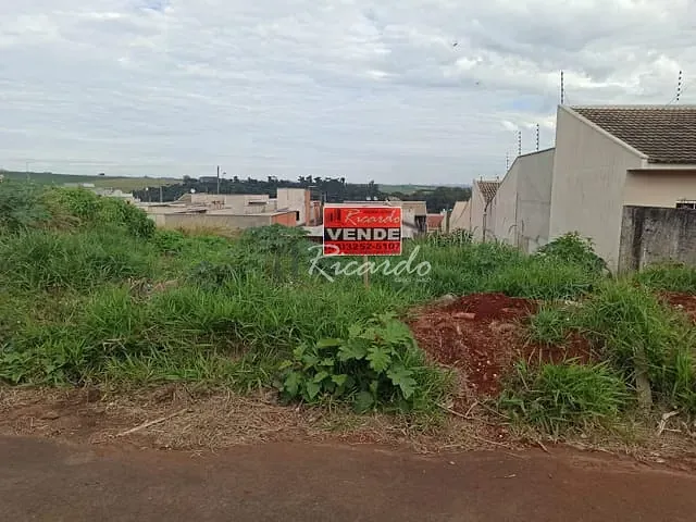 Terreno com 300m², à venda, no bairro Jardim Interlagos em Arapongas