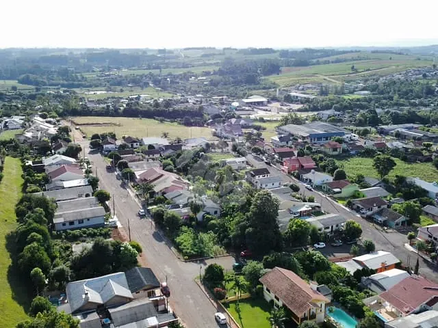 Terreno com 768m², à venda, no bairro Canabarro em Teutônia