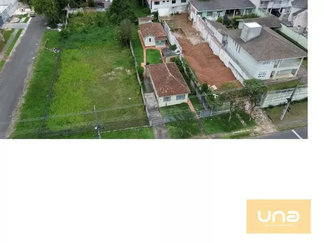Terreno à venda, no bairro Parolin em Curitiba