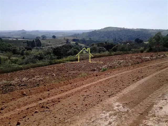 Terreno com 1000m², à venda, no bairro Zona Rural em Guaxupé