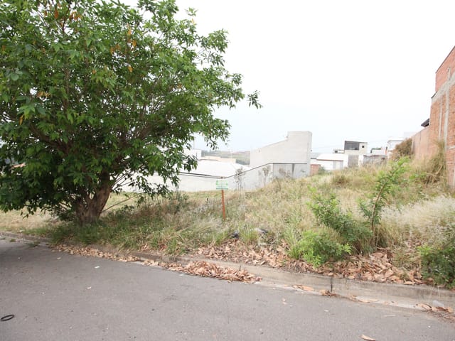 Terreno com 250m², à venda, no bairro Loteamento Portal da Aliança em São João da Boa Vista