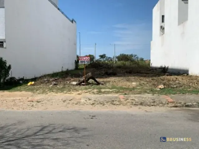 Terreno com 450m², à venda, no bairro Parque Flamboyant em Campos dos Goytacazes