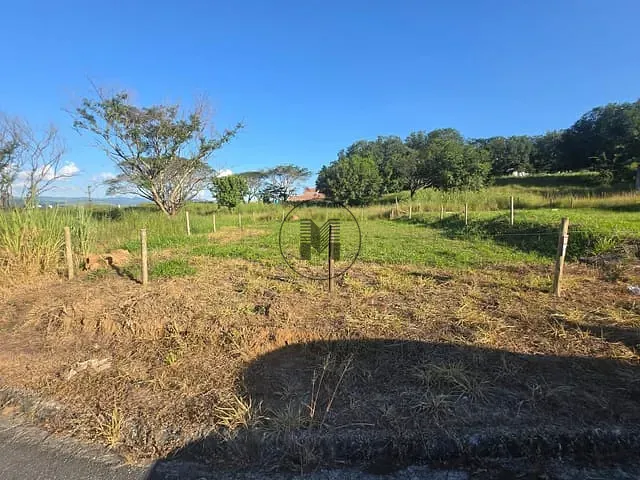 Terreno com 254m², à venda, no bairro Residencial COOPEMI I em Guaratinguetá