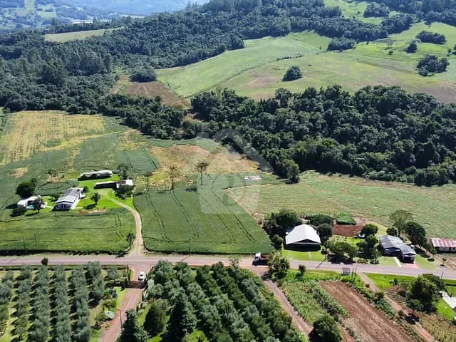 Terreno com 33000m², à venda, no bairro Boa Vista em Teutônia