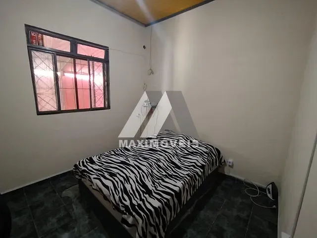 Casa com 285m² 3 quartos e 1 banheiro, à venda, no bairro Esplanada em Araçuaí