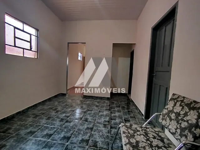 Casa com 285m² 3 quartos e 1 banheiro, à venda, no bairro Esplanada em Araçuaí