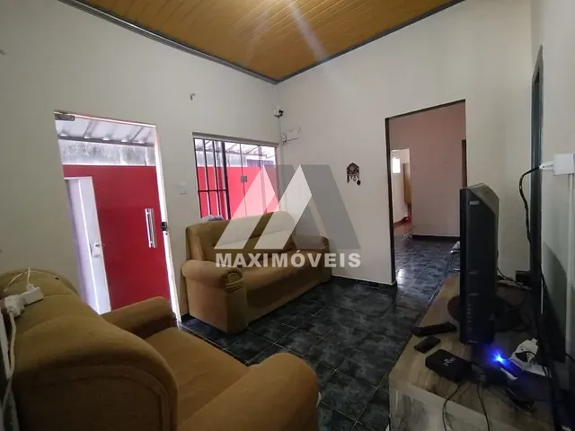 Casa com 285m² 3 quartos e 1 banheiro, à venda, no bairro Esplanada em Araçuaí