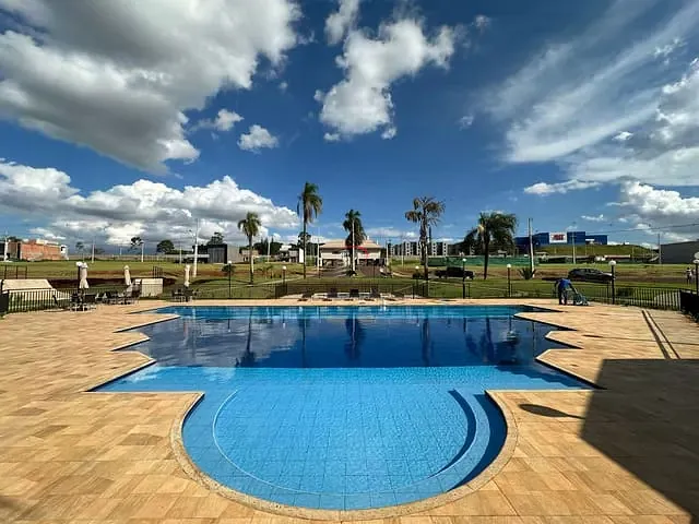 Terreno com 250m², à venda, no bairro Marumbi em Londrina