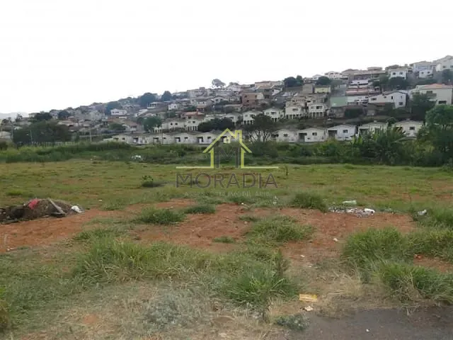 Terreno com 7000m², à venda, no bairro Jardim Morada do Sol em Guaxupé