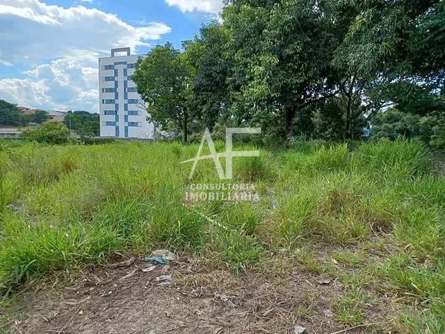 Terreno com 5044m², à venda, no bairro Jardim das Bandeiras em Taubaté