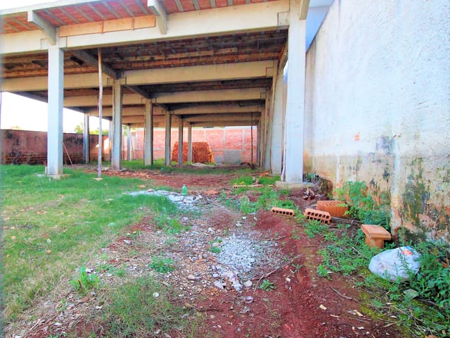 Terreno com 462m², à venda, no bairro Oficinas em Ponta Grossa