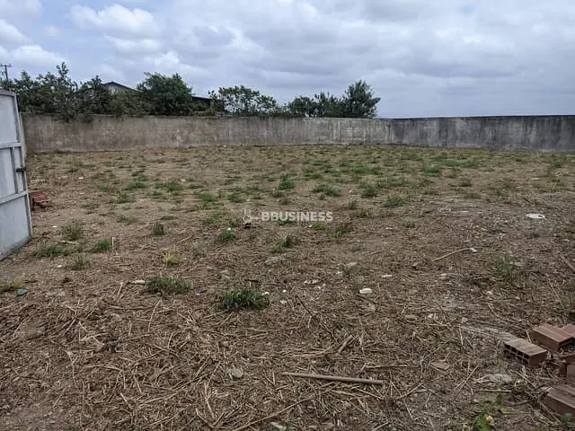 Terreno com 371m², à venda, no bairro Parque Santo Antônio em Campos dos Goytacazes