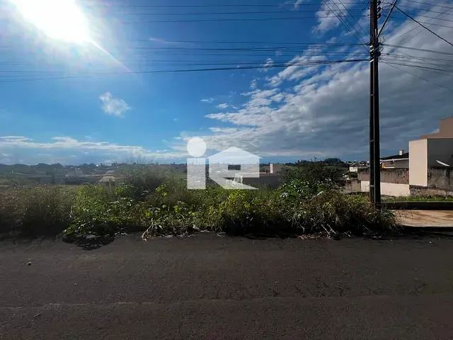 Terreno com 450m², à venda, no bairro Jardim Vale Verde em Rolândia