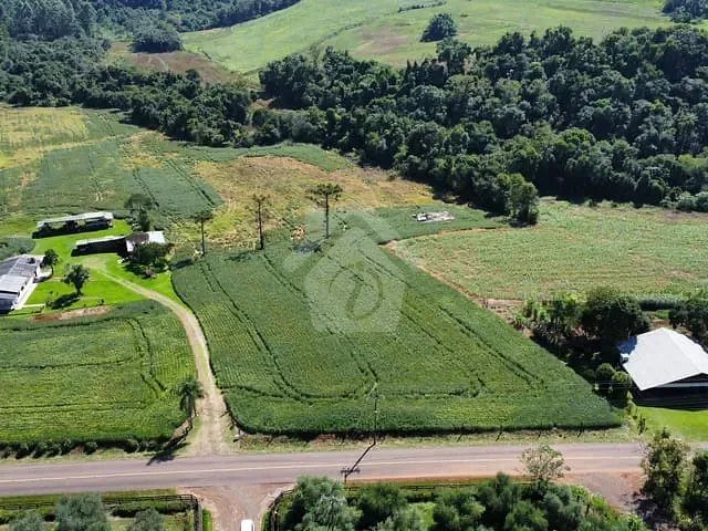 Terreno com 67000m², à venda, no bairro Boa Vista em Teutônia