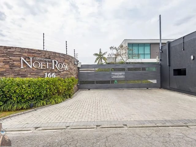 Terreno à venda, no bairro Campo Comprido em Curitiba