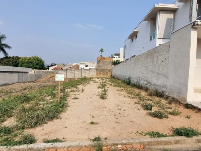 Terreno com 300m², à venda, no bairro Jardim Monte Verde em São João da Boa Vista