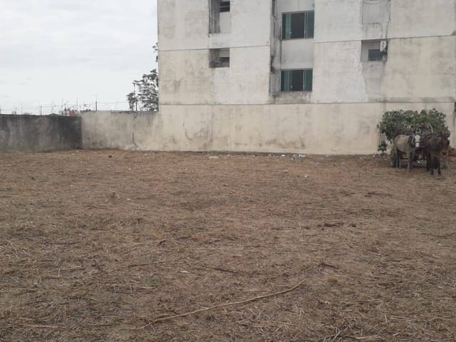 Terreno com 371m², à venda, no bairro Parque Santo Antônio em Campos dos Goytacazes