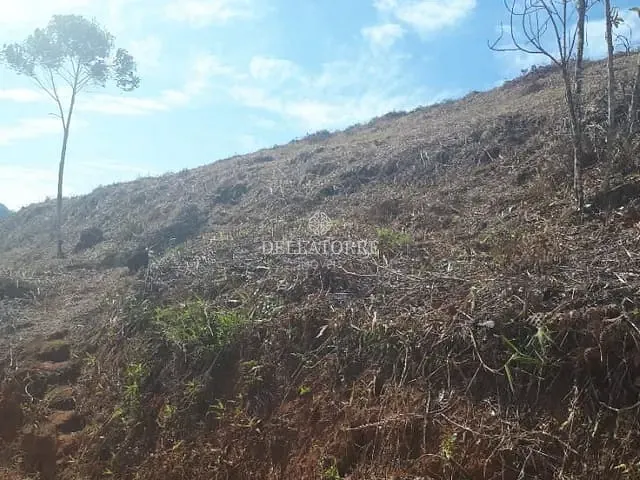 Terreno com 1160m², à venda, no bairro Albuquerque em Teresópolis