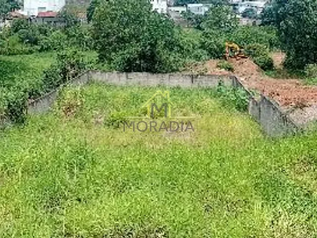 Terreno com 430m², à venda, no bairro Jardim Primavera em Guaxupé