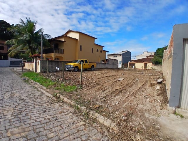 Terreno com 360m², à venda, no bairro Costazul em Rio das Ostras