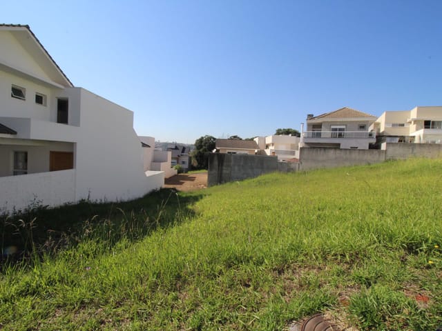 Terreno com 550m², à venda, no bairro Oficinas em Ponta Grossa
