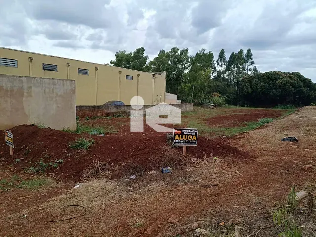 Terreno com 3m², para alugar, no bairro Jardim Rosângelo em Rolândia