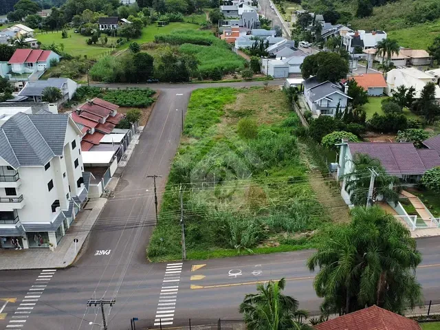 Terreno com 2410m², à venda, no bairro Teutônia em Teutônia