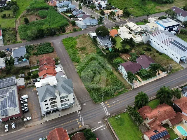 Terreno com 2410m², à venda, no bairro Teutônia em Teutônia