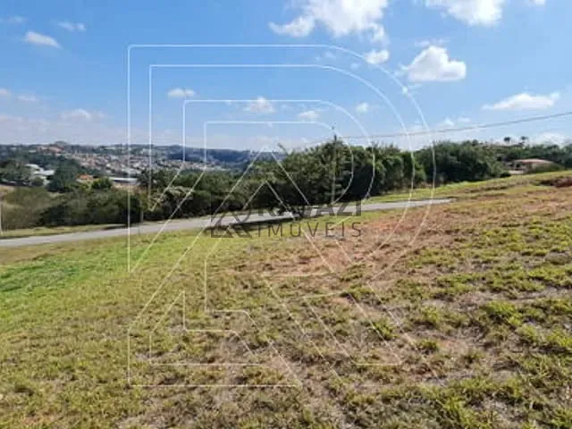 Terreno com 666m², à venda, no bairro Santa Isabel II em Louveira