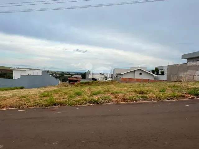 Terreno com 324m², à venda, no bairro Jardim Moriá em Rolândia