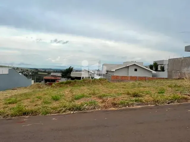 Terreno com 324m², à venda, no bairro Jardim Moriá em Rolândia