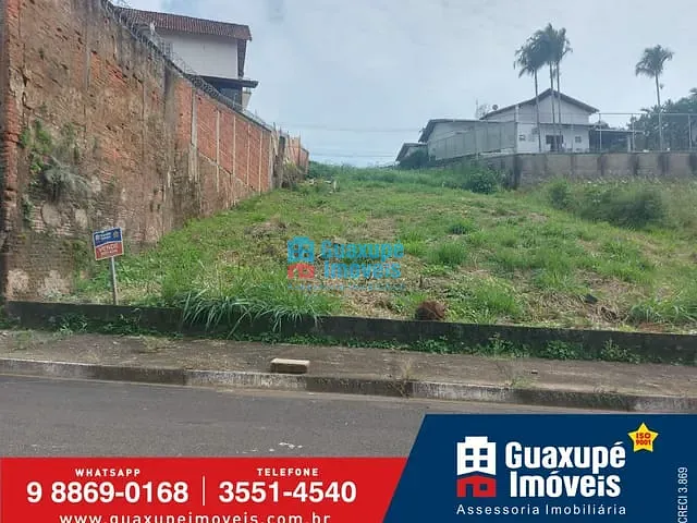 Terreno com 417m², à venda, no bairro Jardim Nova Guaxupé em Guaxupé