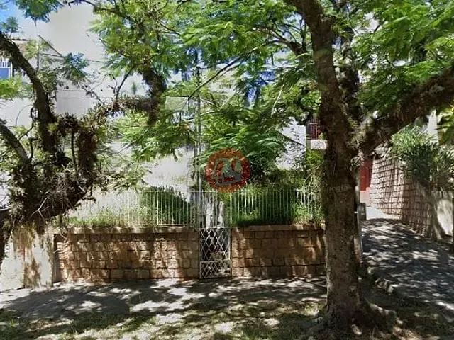 Terreno com 468m², à venda, no bairro Chácara das Pedras em Porto Alegre