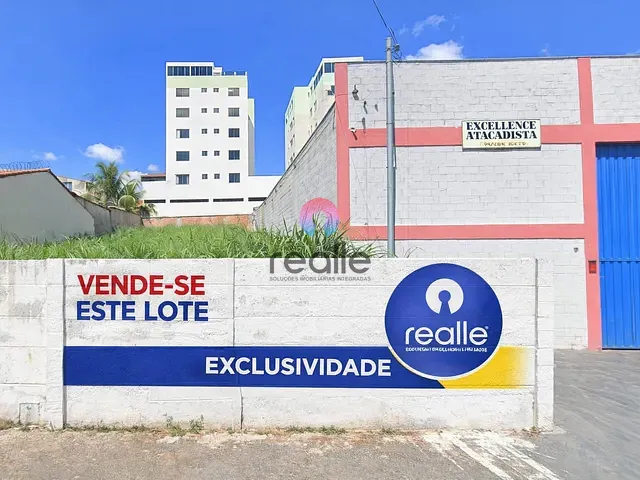 Terreno com 372m², à venda, no bairro Arvoredo em Contagem